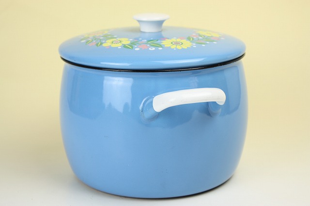 KOCKUMS コクムス ホーロー両手鍋 - 北欧雑貨と北欧食器の通販