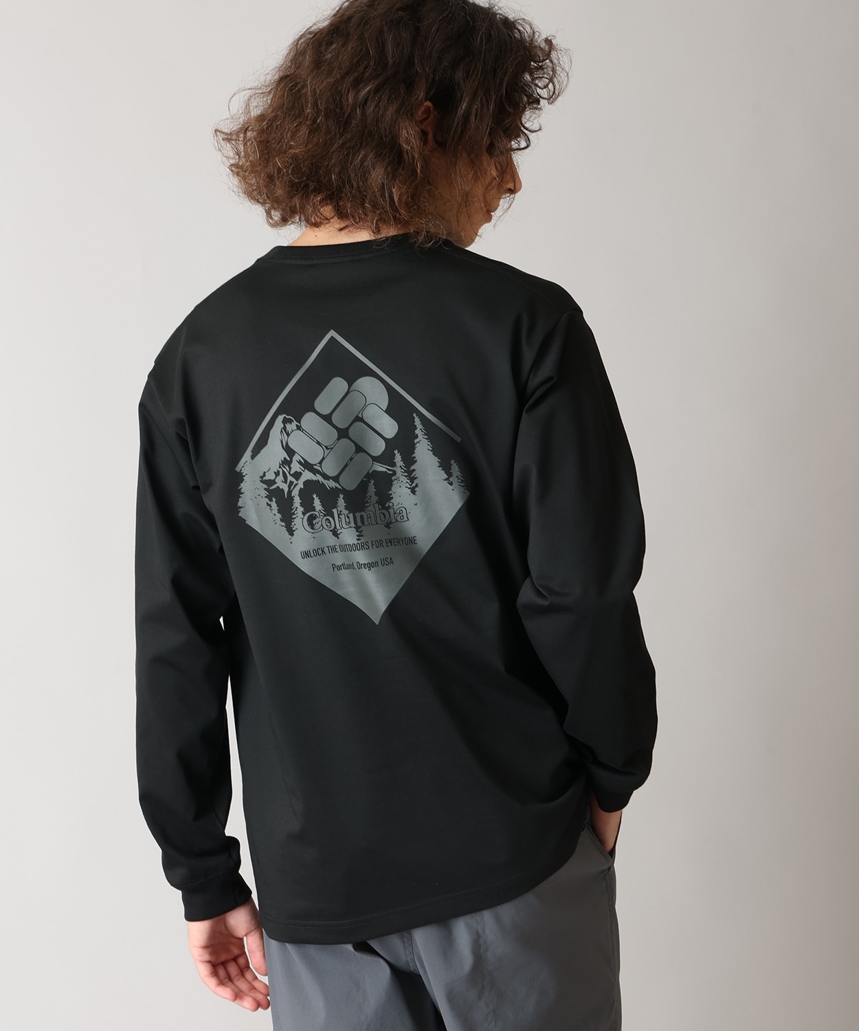 アーバンハイクグラフィックロングスリーブTシャツ(S Black Back Print