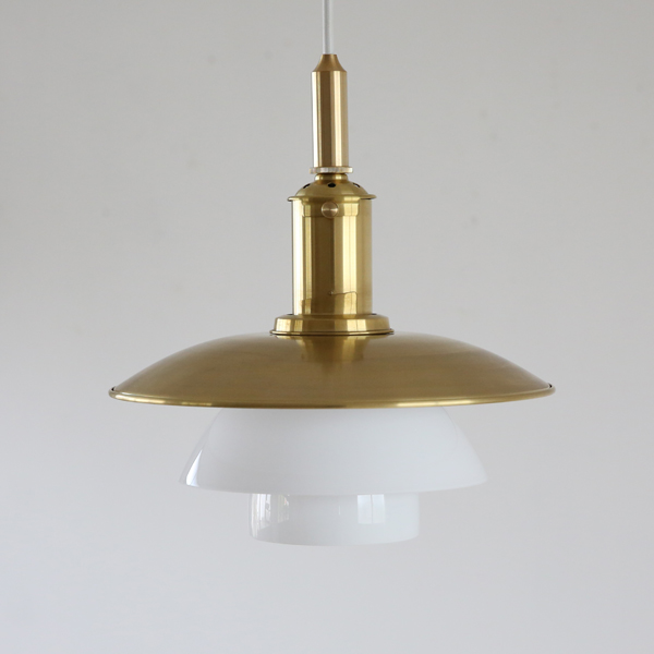 ルイスポールセン】真鍮×ガラスのレアな期間限定アイテムをご紹介