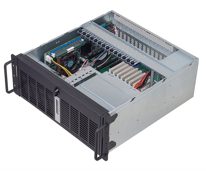 新製品のお知らせ - 最大11枚の拡張ボードを実装可能、拡張スロット