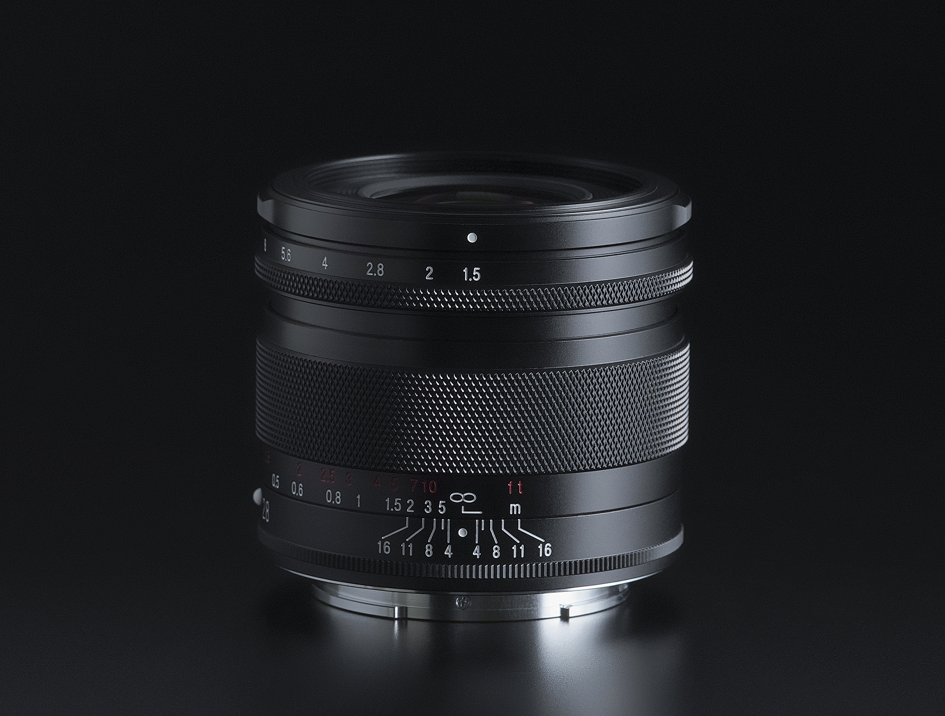 VOIGTLANDER-ENGLISH TOP PAGE - 株式会社コシナ