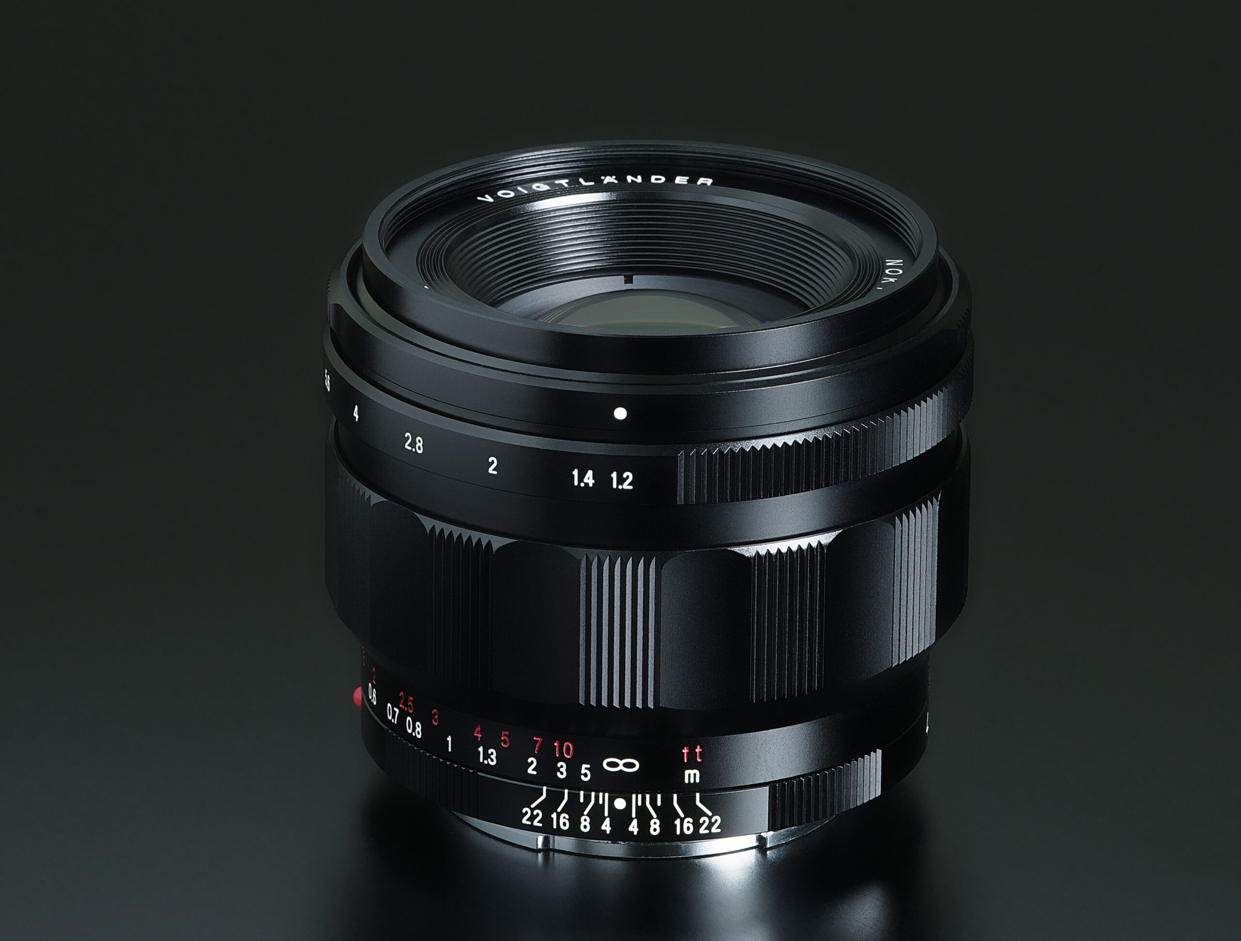 NOKTON 40mm F1.2 Aspherical - 株式会社コシナ