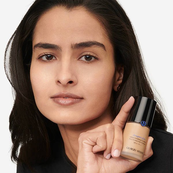 デザイナー グロー ファンデーション / アルマーニ ビューティ