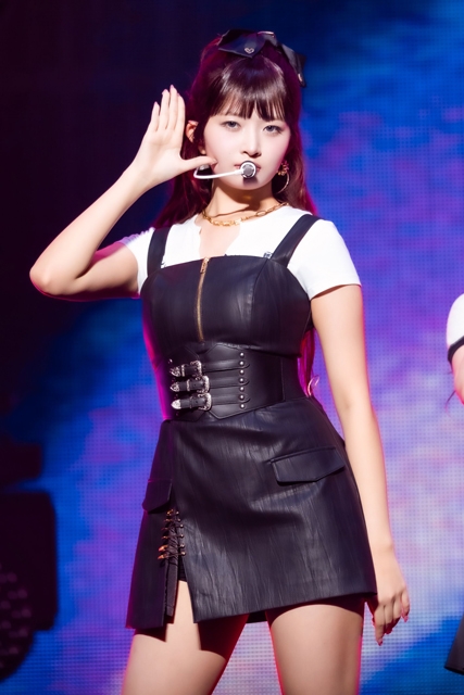 IVE、初の日本単独コンサートが開幕 ウォニョン「一緒に“愛してる”して