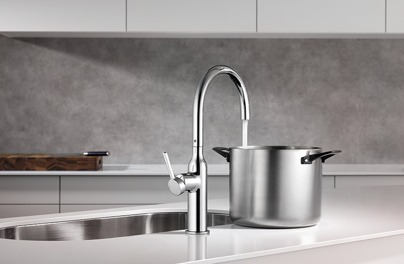 KWCのキッチン用水栓Sinを使ったアーバンなキッチン_gallery160