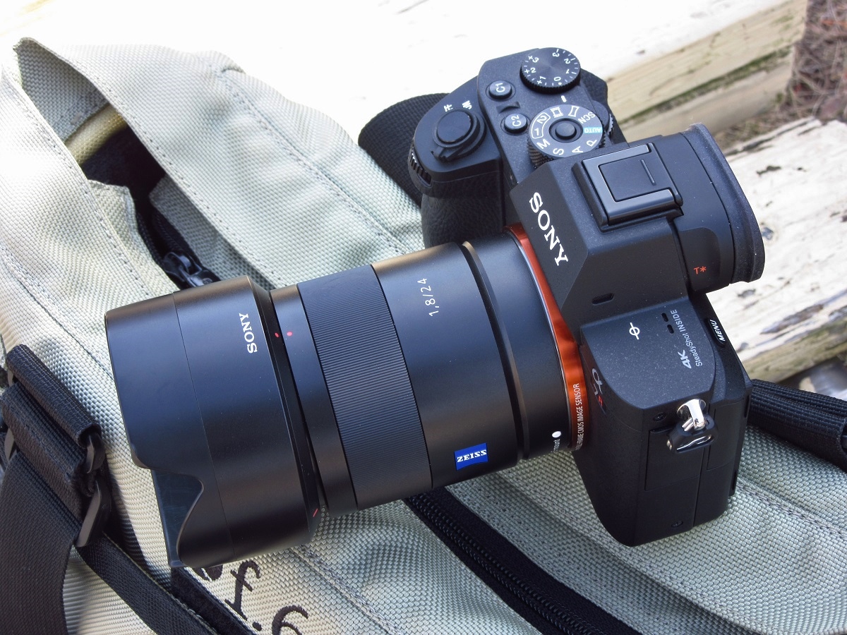 作例付きレビュー】：ソニーSEL24F18Z ゾナーT＊E24/1.8ZA