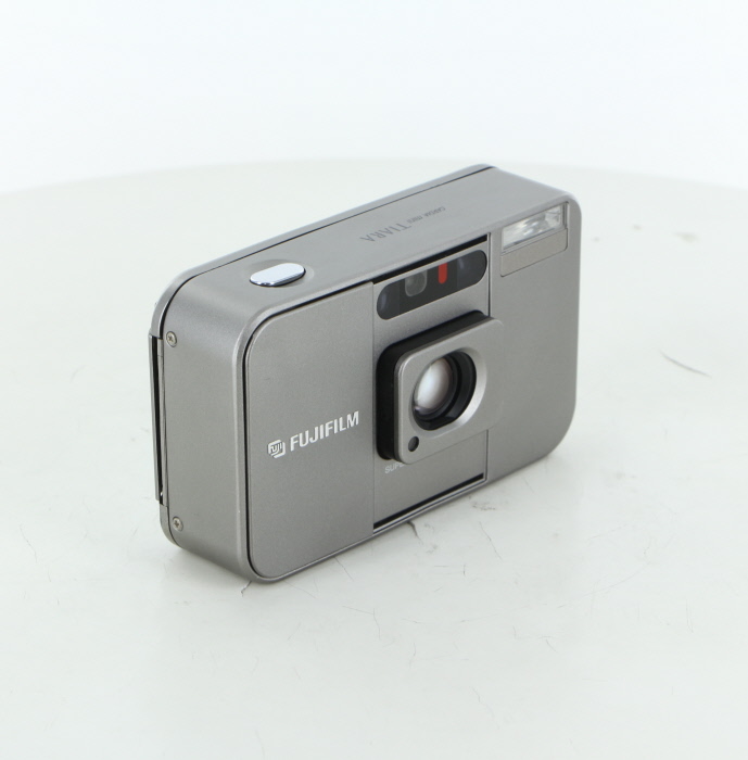 コンパクトだけど高性能！ フジフイルム ティアラについて