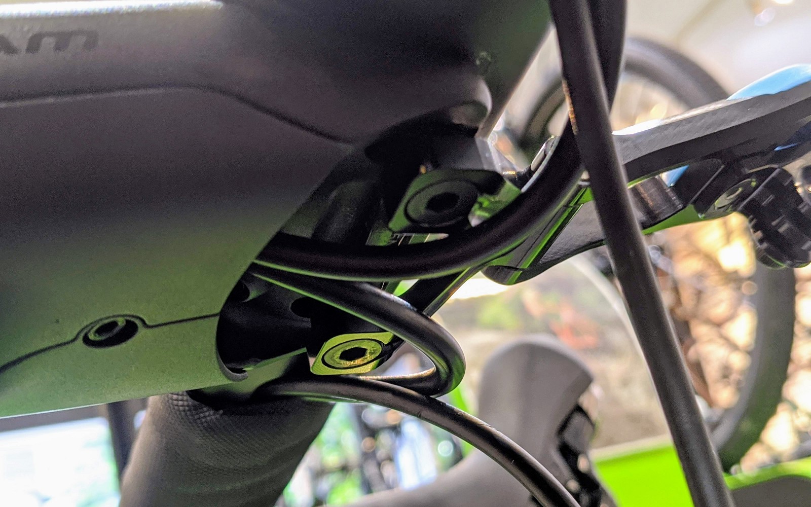 レックマウントよりHollowgram SystemBar用のサイコンマウントの新製品