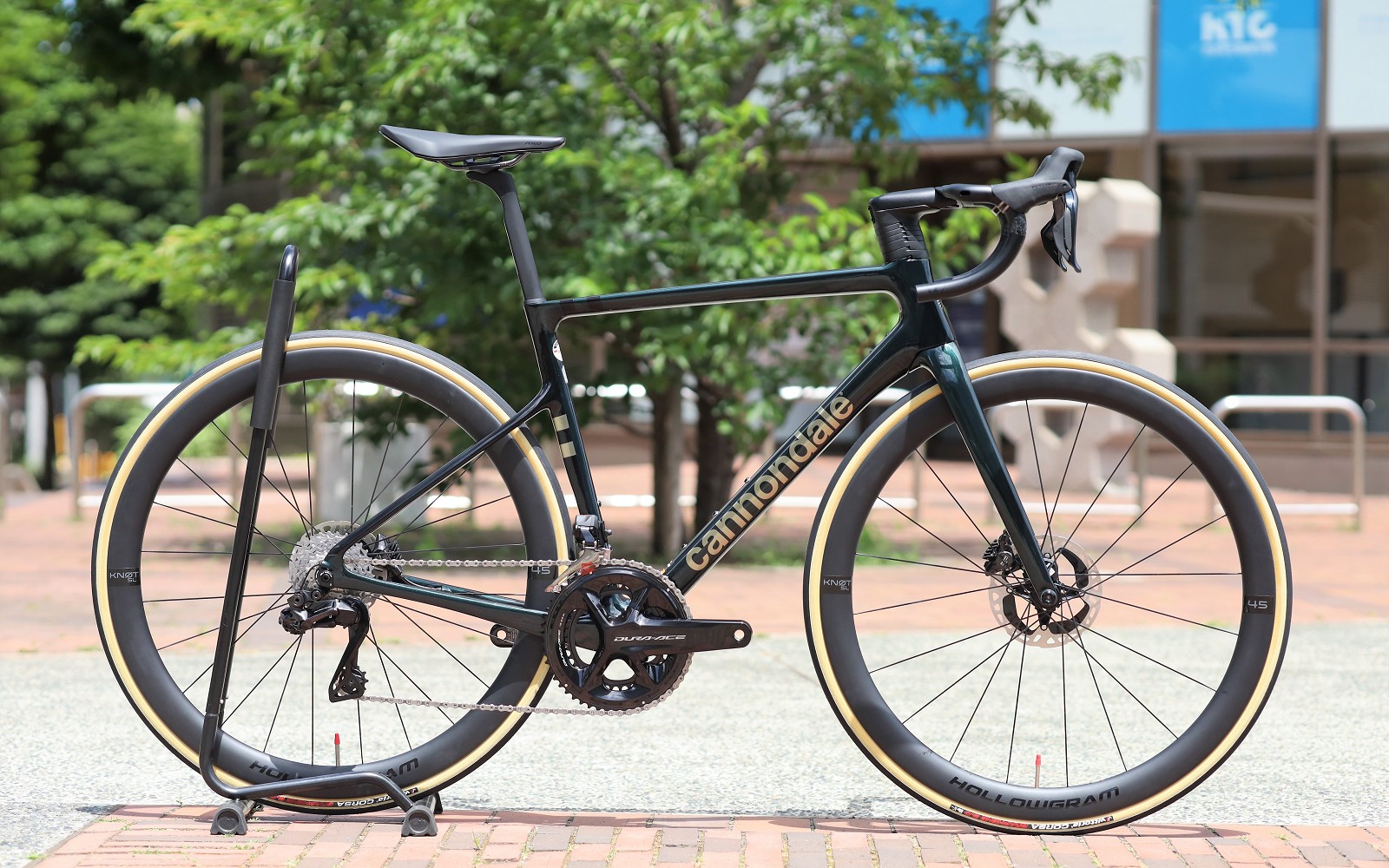 Supersix EVO Hi-Mod Disc Dura-Ace Di2 | キャノンデール横浜