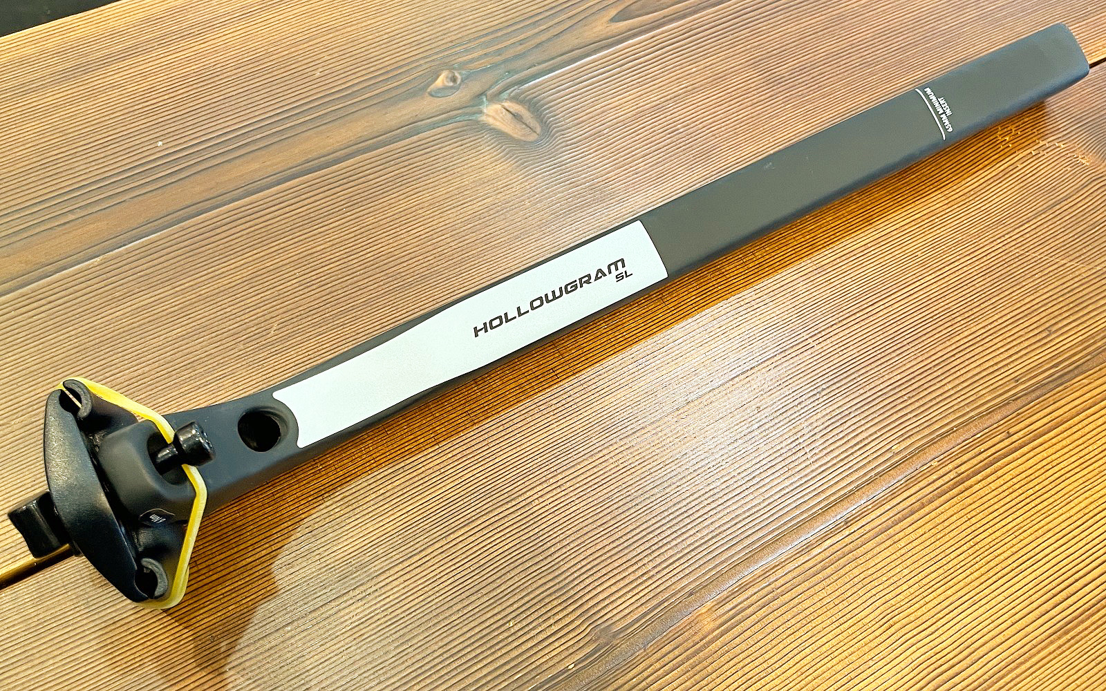 HollowGram SL 27 KNOT Carbon Seatpost】待望の0mmオフセットが入荷