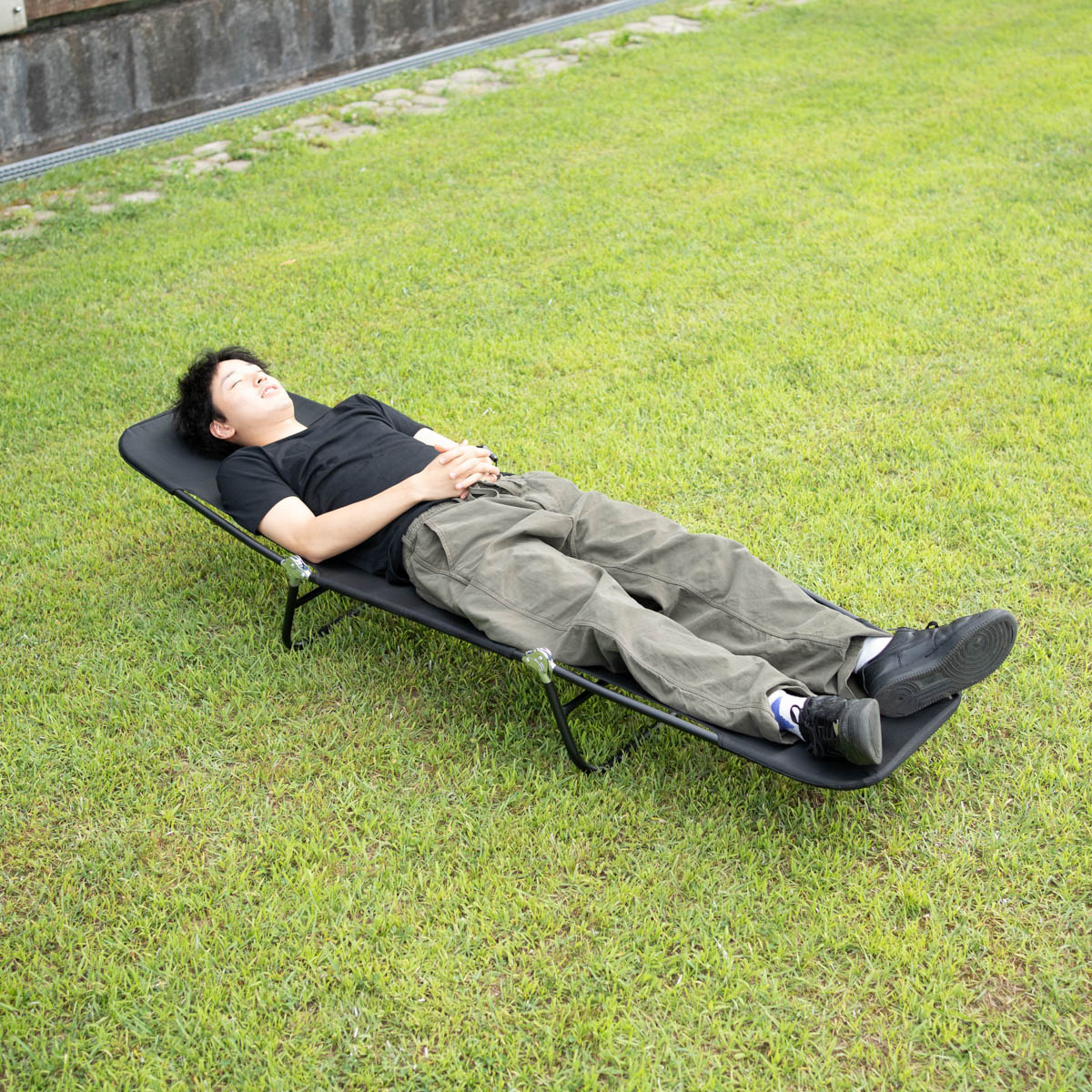 クールメッシュ リクライニングベッド （ブラック） - アウトドア