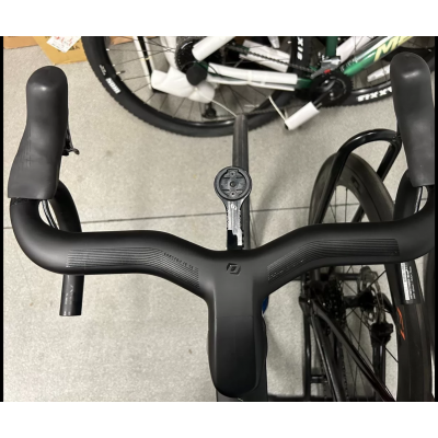 Scott Addict RC カーボンファイバー ハンドルバー - スコット