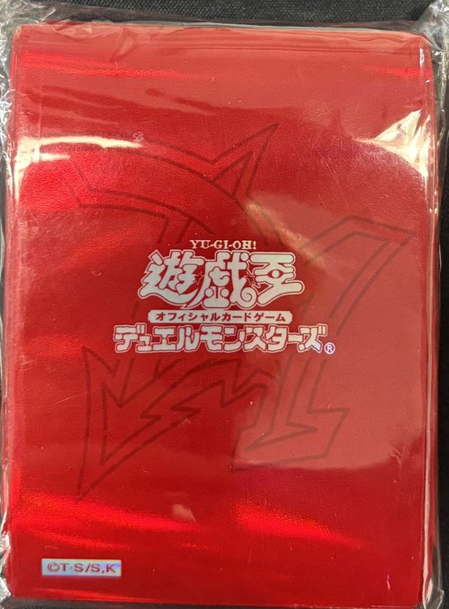 未開封】オシリスレッド スリーブ 60枚入り - カードショップす