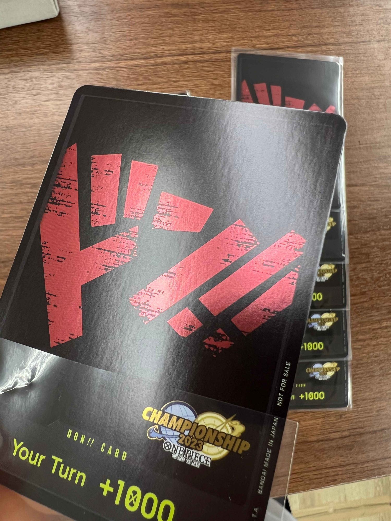 英語版】赤ドン ドン！！カード 赤文字 【ホイル仕様