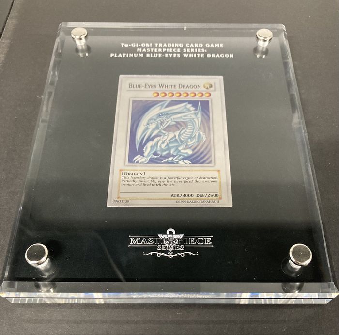 汚れ有り〕プラチナ『青眼の白龍(英語版/Platinum Blue-Eyes White