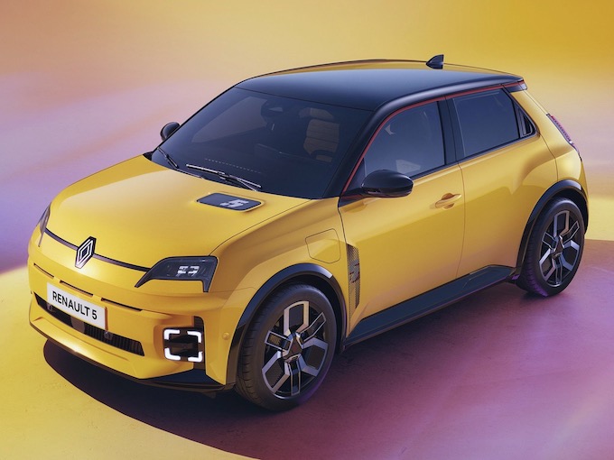 新型ルノー 5（サンク）が待ちきれない人に贈る、代わりの「買える