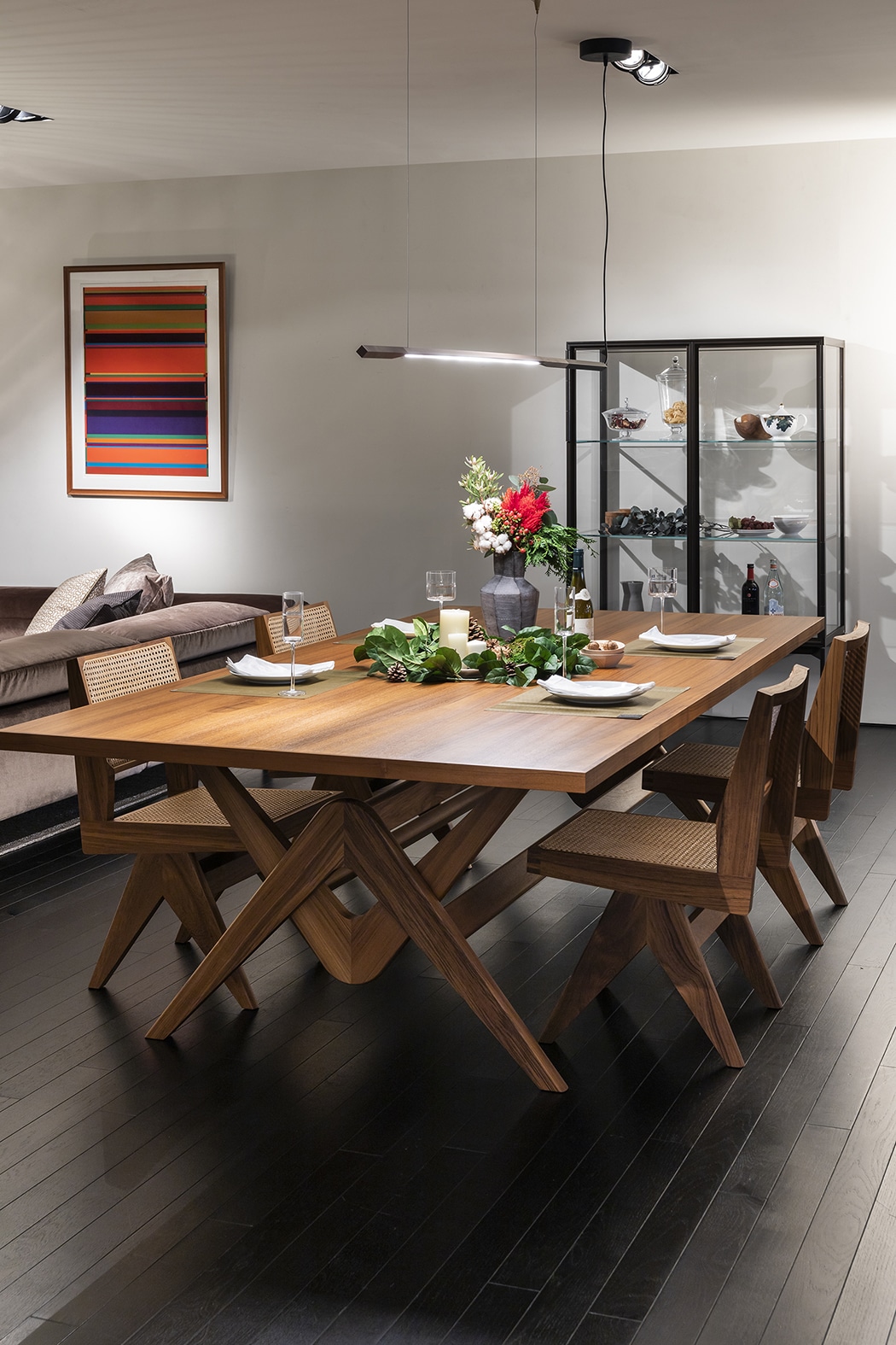 056 CAPITOL COMPLEX TABLE（キャピトル コンプレックス テーブル