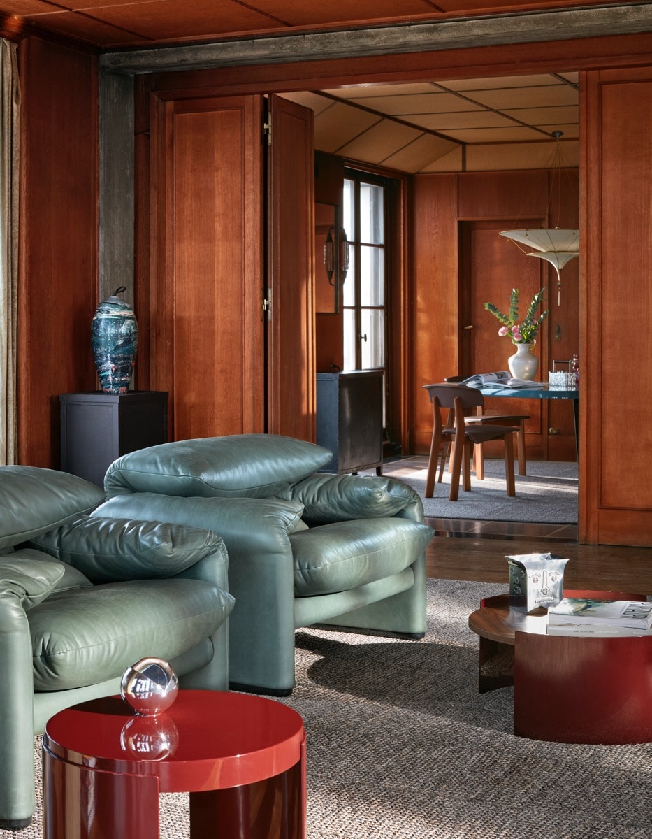 554 BOWY（ボウイ ローテーブル）Cassina | カッシーナ・イクスシー