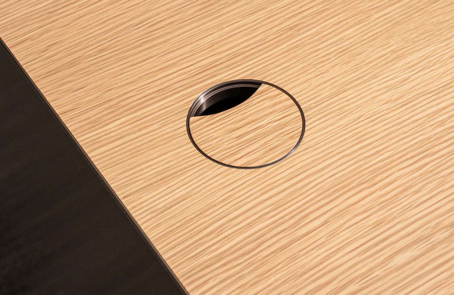 AIR FRAME 3009 EXECUTIVEDESK(エアーフレーム エグゼクティブデスク