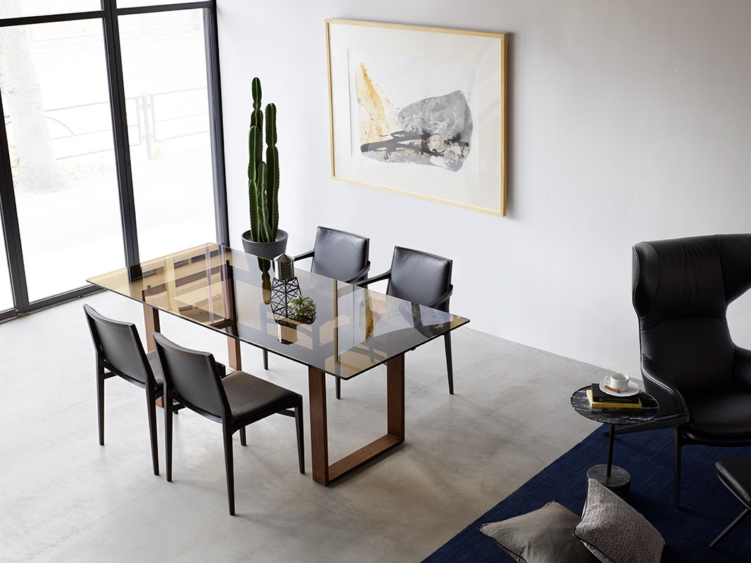 IXC(イクスシー）WATT WOODワットウッド アームレスチェア|カッシーナ