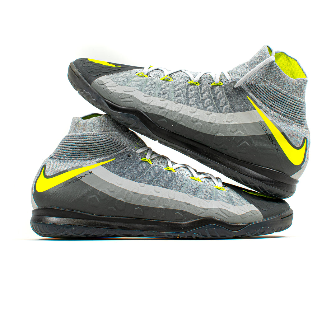 Nike HypervenomX Proximo Air Max 95 II DF IC – Classic Soccer Cleats