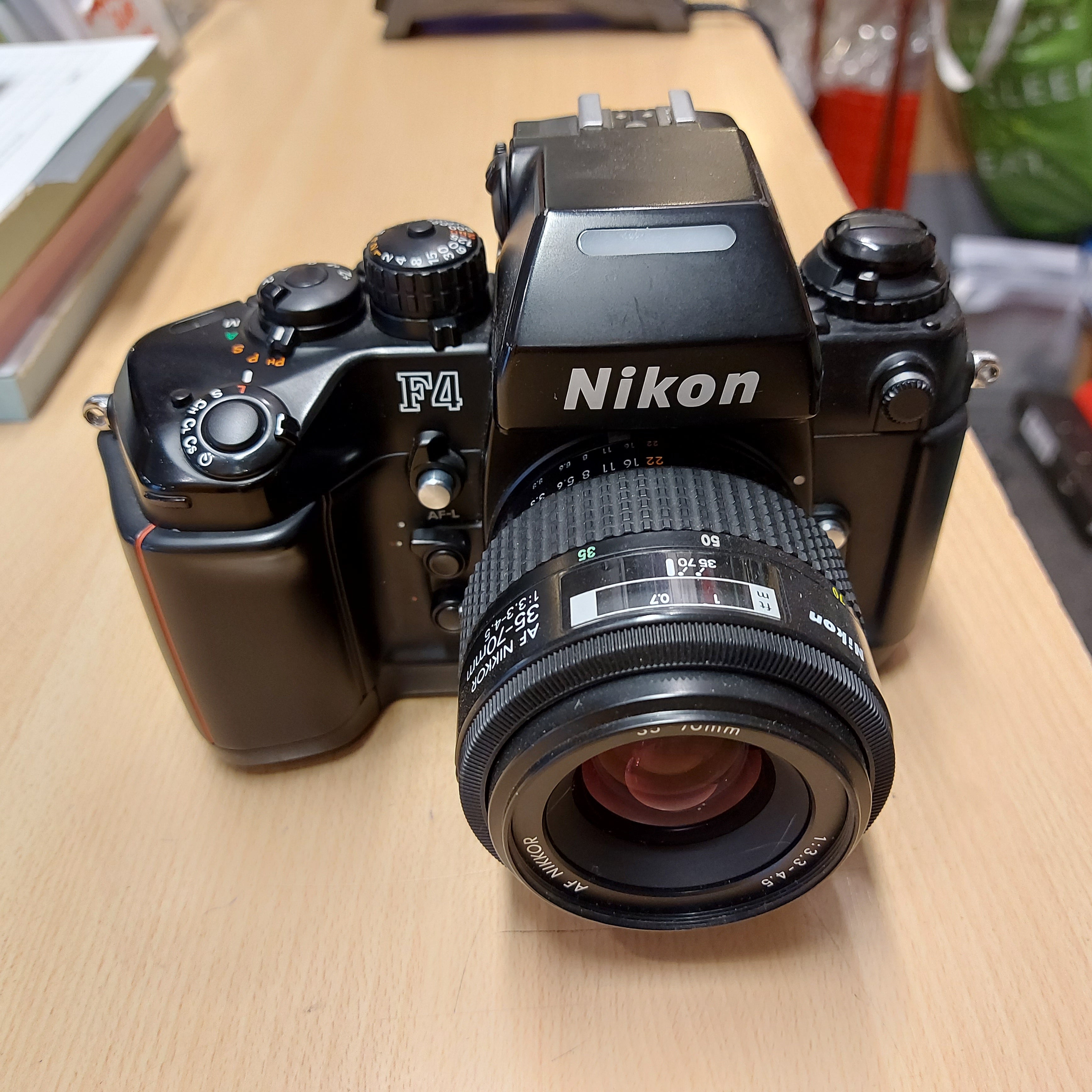 Nikon F4 + AF 35-70mm – Clock Tower Cameras