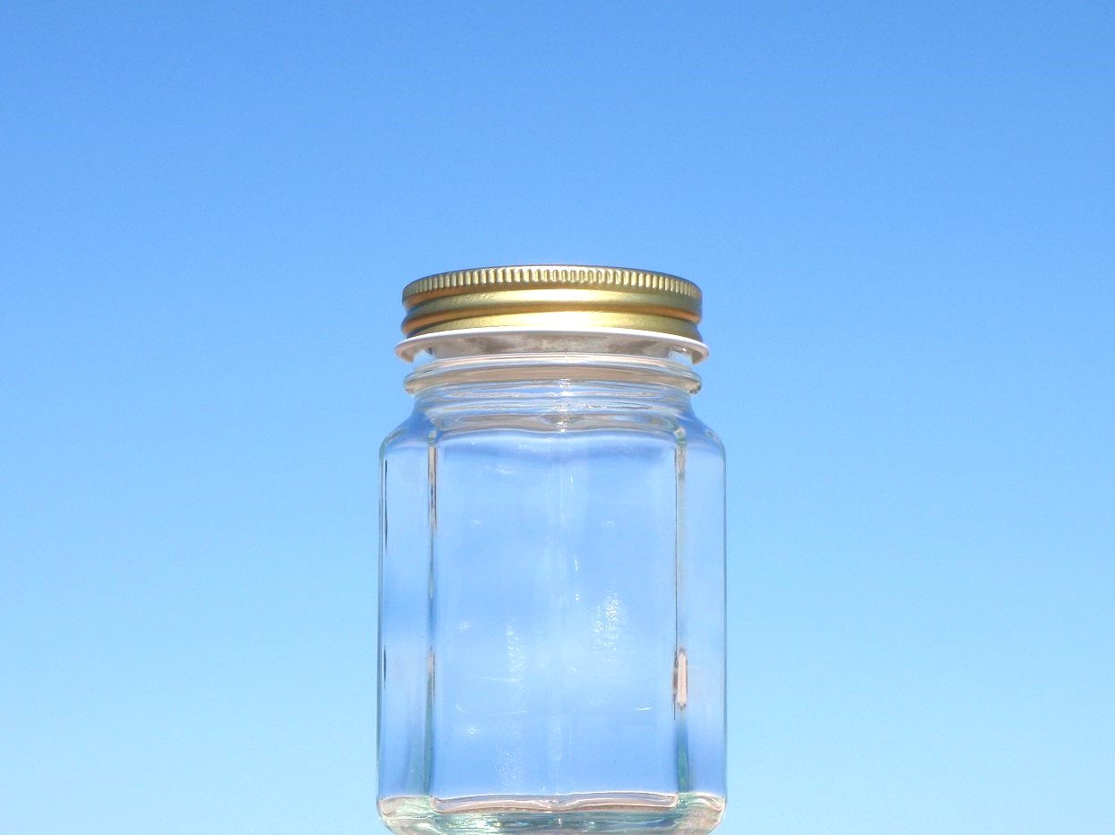 ガラス瓶卸販売の中空が国産の高品質な保存瓶を格安価格で販売中です！