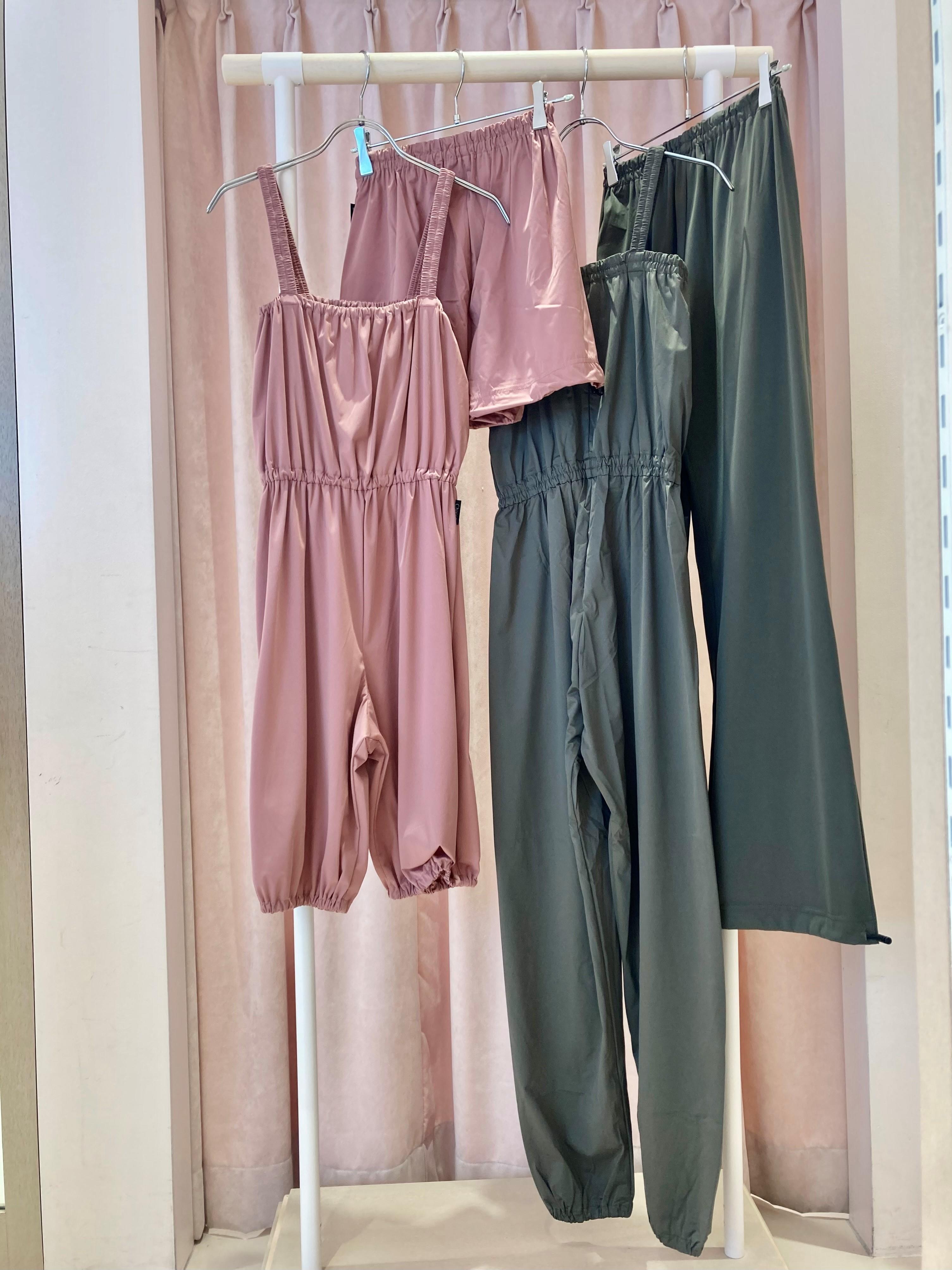 新色＆新型登場】ストレッチスキンサウナ｜チャコット