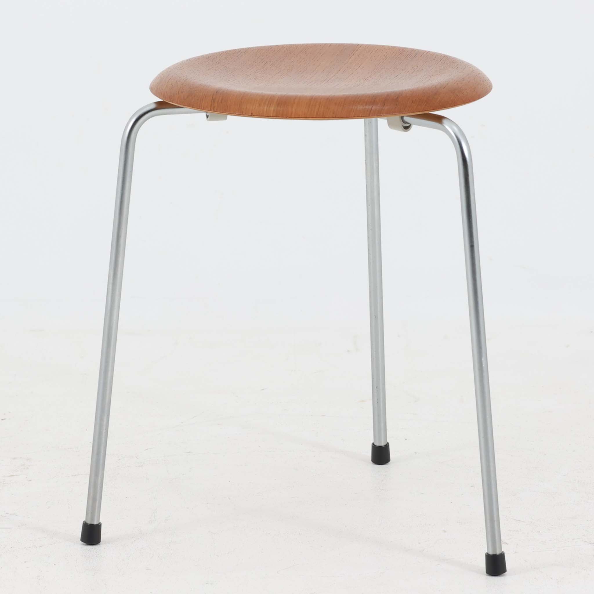 Arne Jacobsen ドットスツール 3本脚 チーク×スチール Fritz Hansen