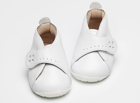 赤ちゃん靴ファーストシューズ革靴白│国産ベビー靴チョーチチョーチ