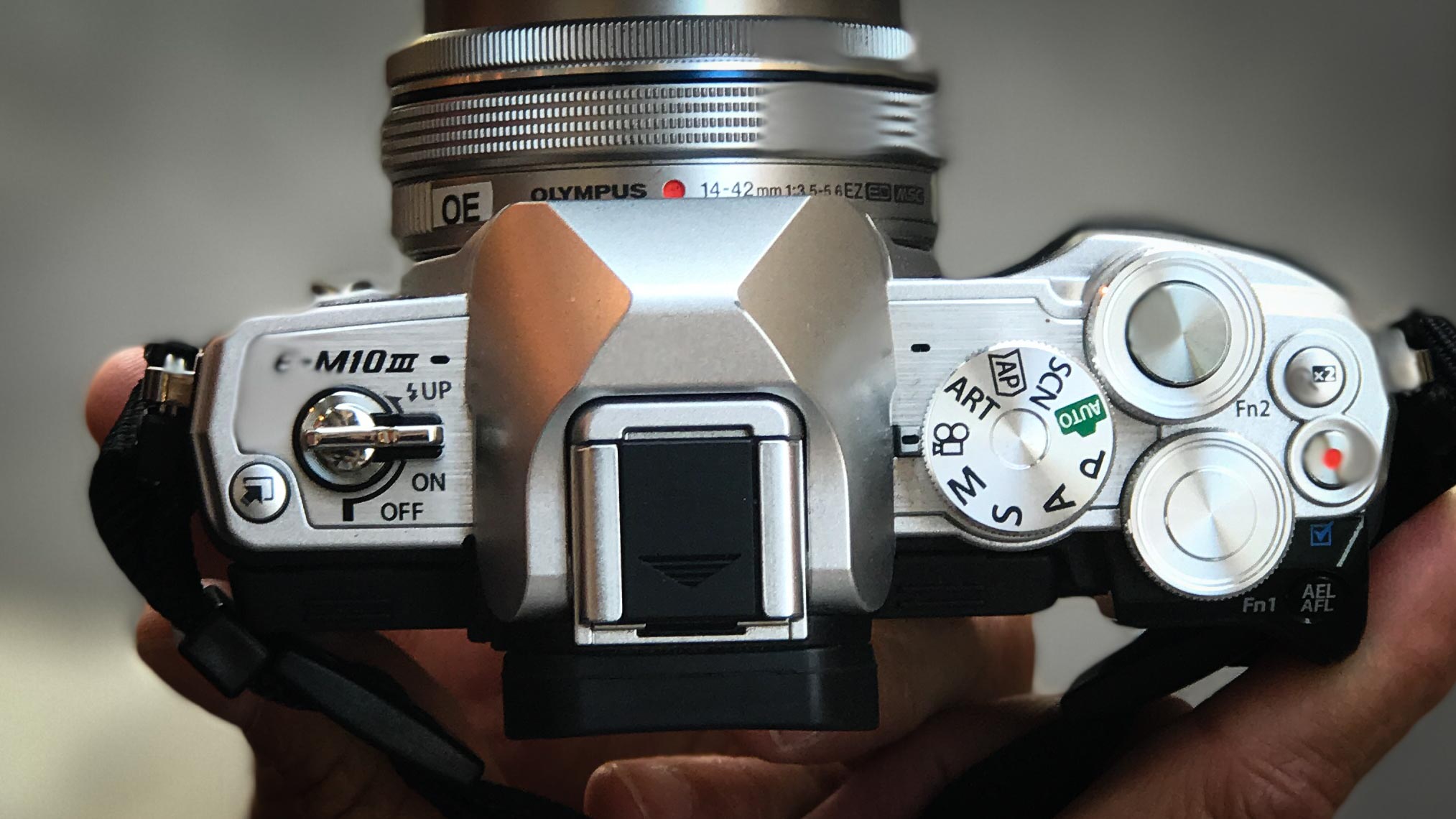 Olympus E-M10 III － ファーストインプレッション | CineD