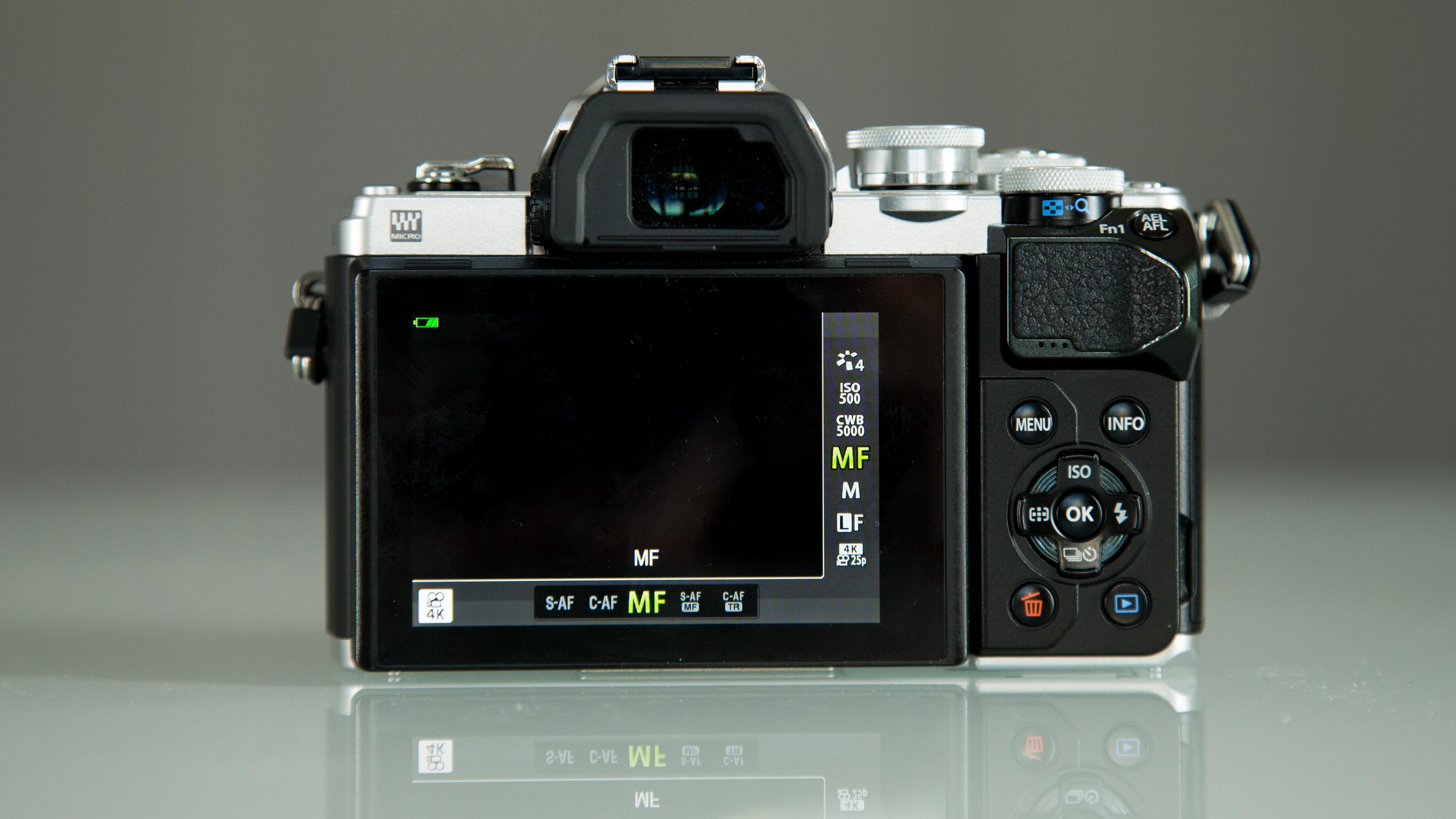 Olympus E-M10 III － ファーストインプレッション | CineD