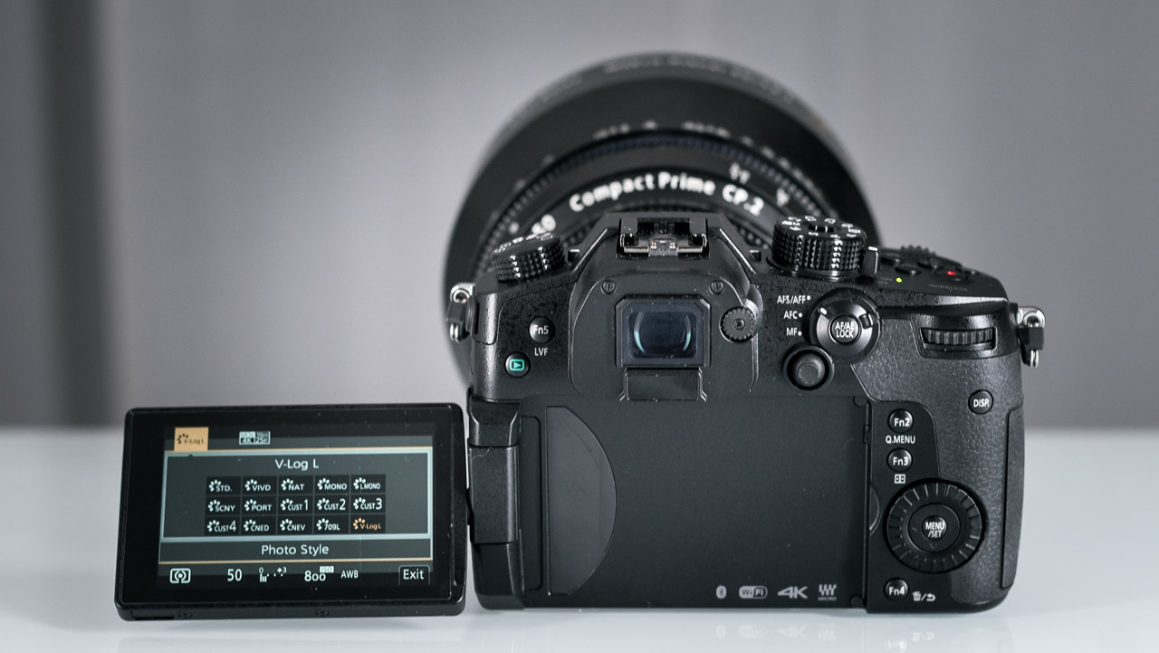 パナソニックGH5レビュー ➖ 10BitとV-logを検証する（更新版） | CineD