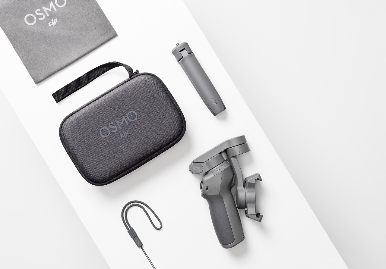 DJIがOsmo Mobile 3を発表 － 折りたたみできるスマートフォン用