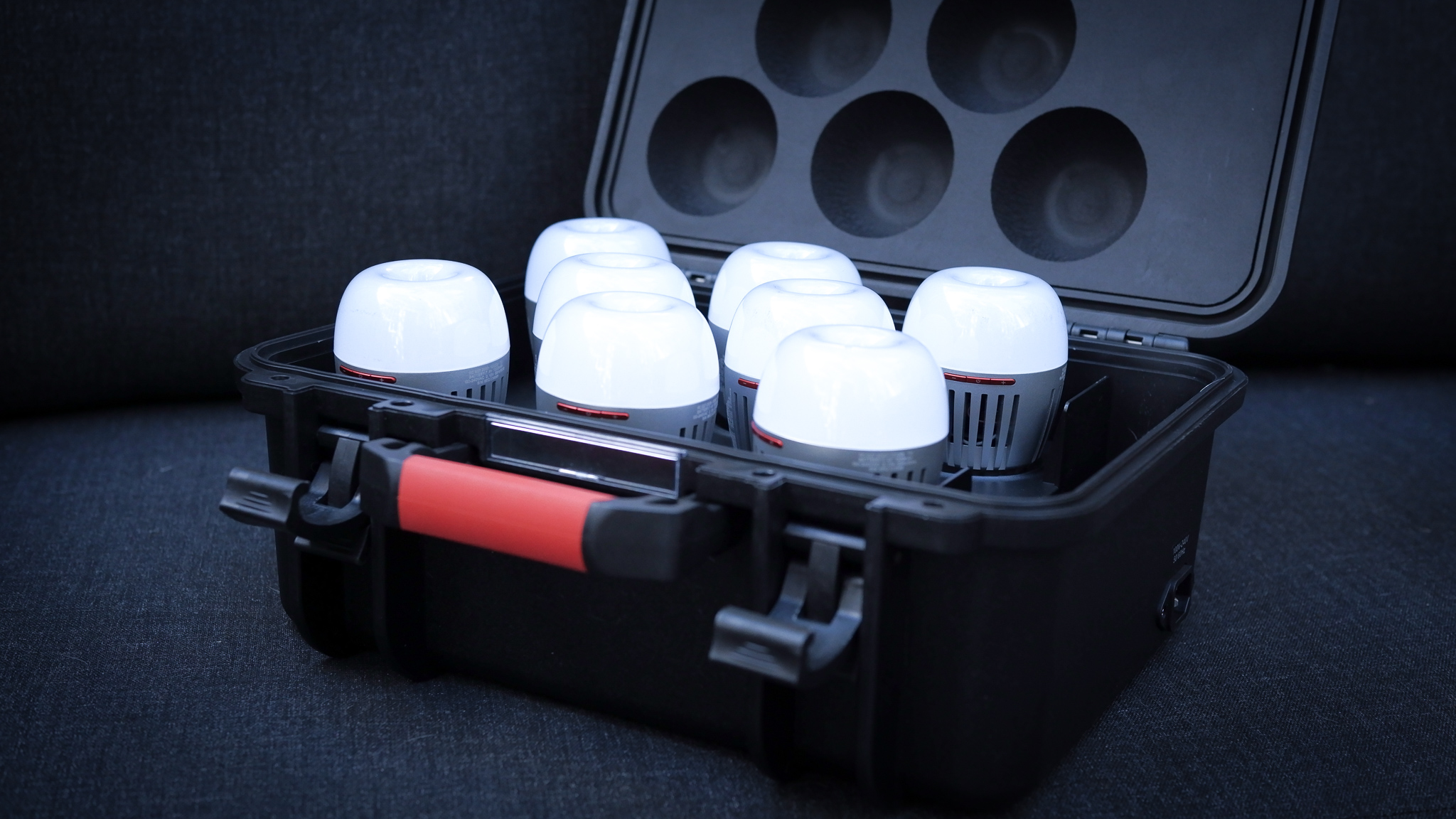 Aputure B7c 8バルブキットレビュー | CineD