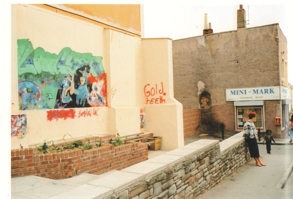 BEEZER. Wild Dayz. - Cult Jones