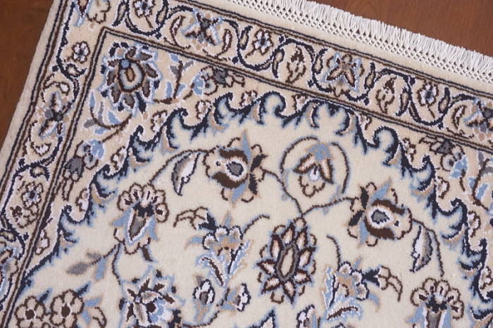 ナイン産ペルシャ絨毯・白 玄関マットサイズ｜クラフトワーク