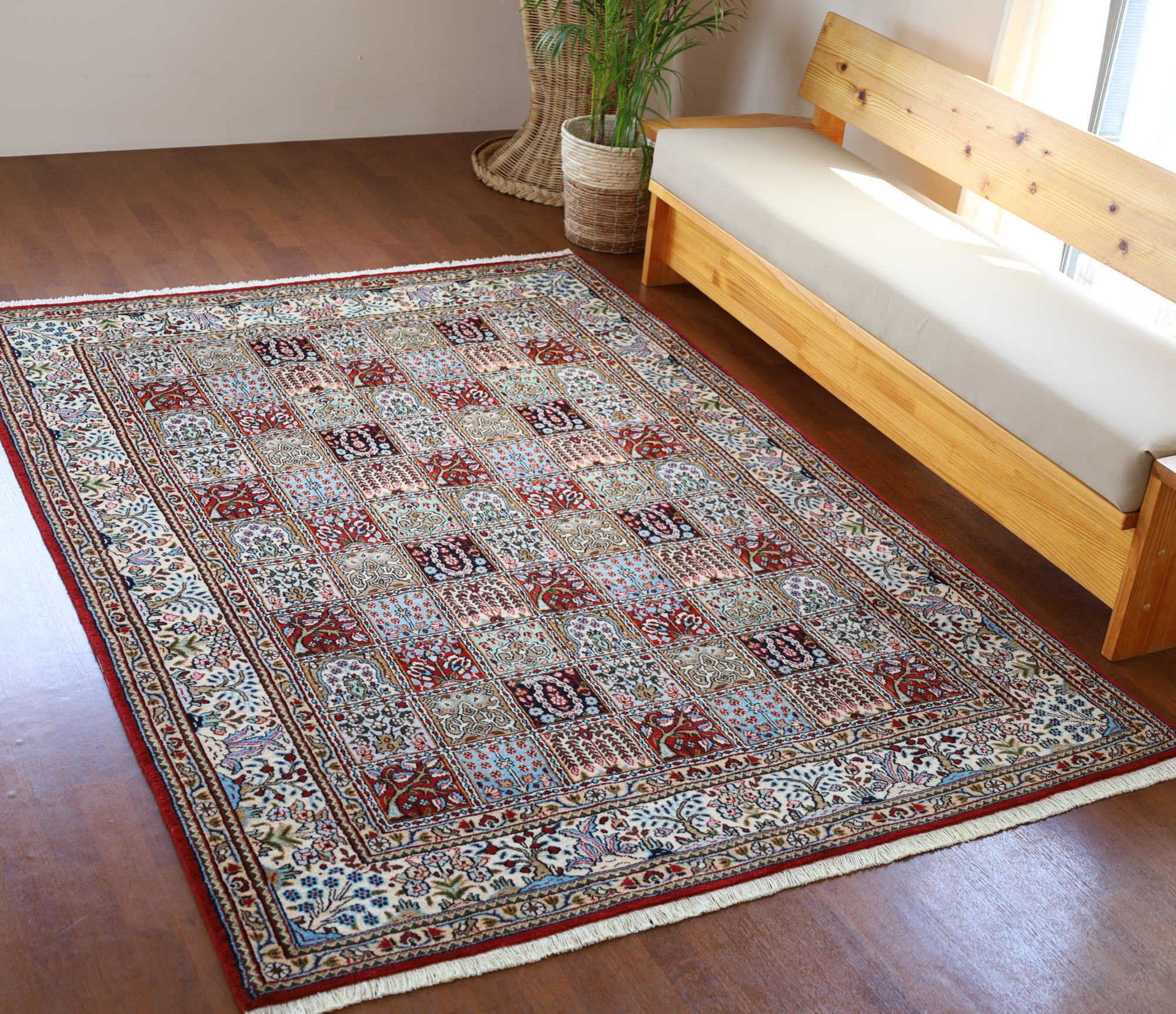 ペルシャ絨毯 ムード産 237×166cm 庭園模様（ヘシュティ）｜クラフトワーク