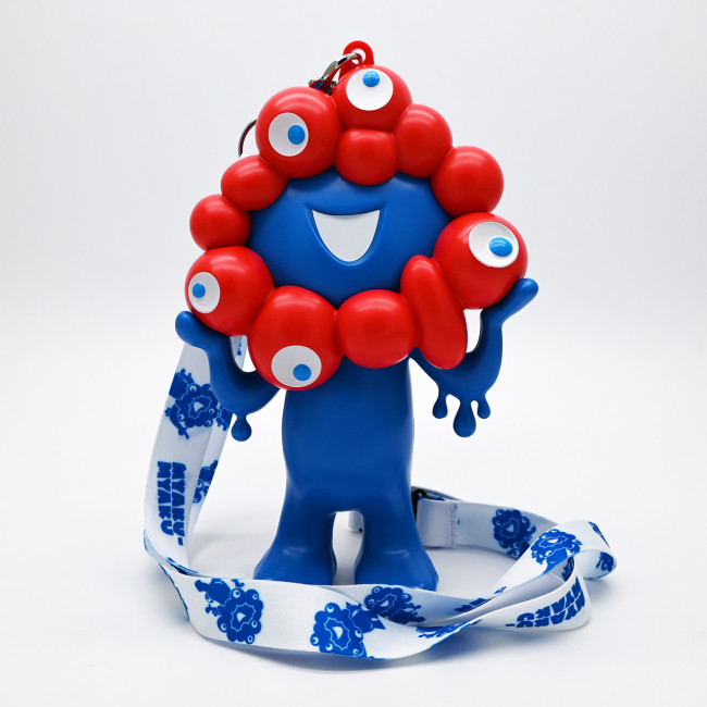 大阪・関西万博「ミャクミャク」のハンディファン発売！ 「熱中症対策