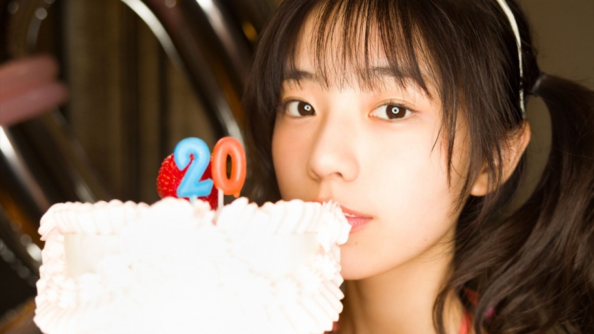令和の完売クイーン・菊地姫奈、20歳記念写真集『memory』豪華版が数量