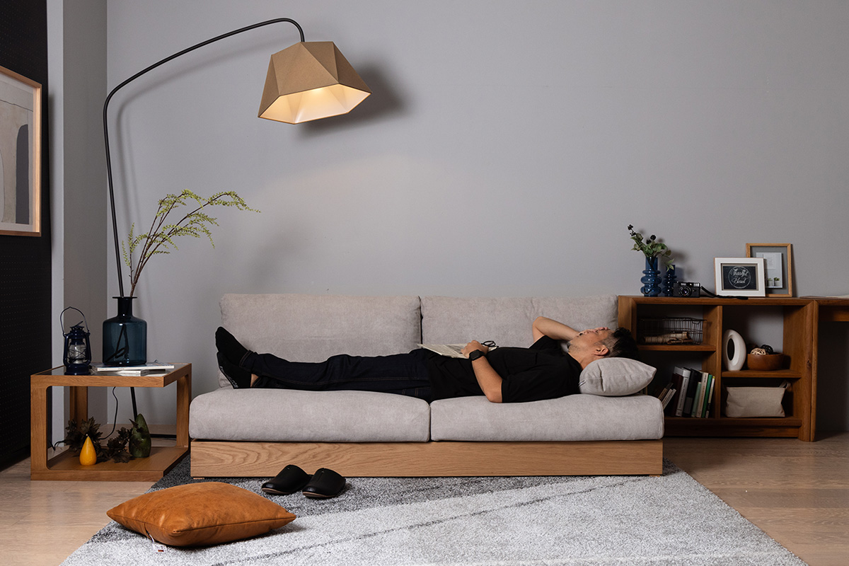 おすすめインテリア家具 Lire - ソファー、モダン家具のインテリア