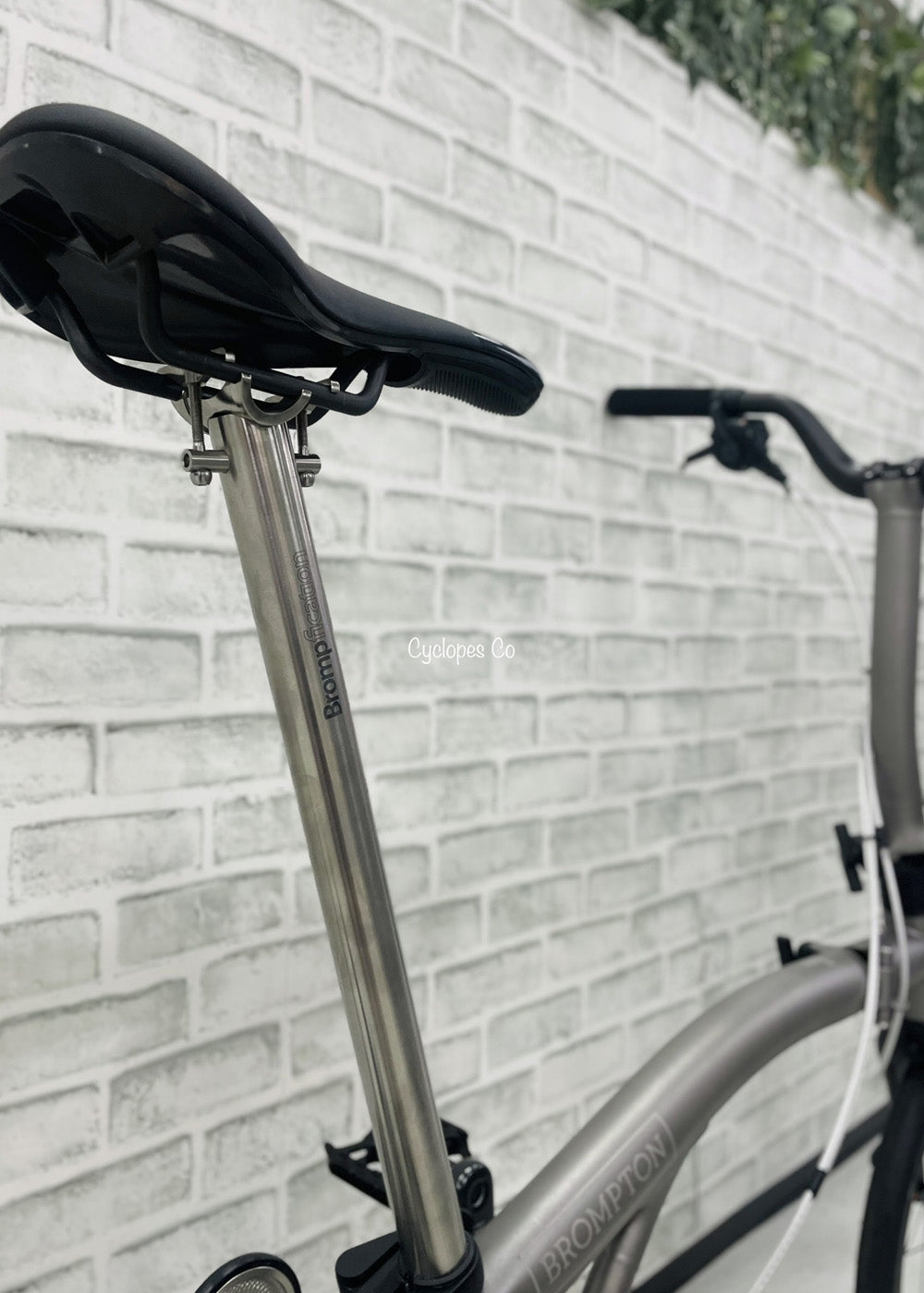 Brompfication Titanium Seatpost – Cyclopes Co