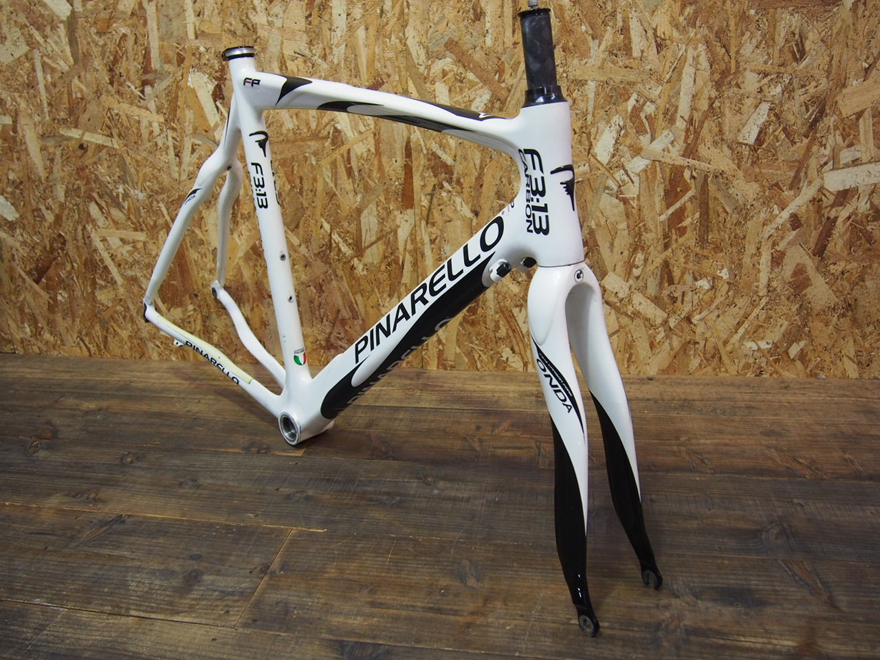PINARELLO F3:13 CARBON Frame Set. - 京都の中古自転車・新車販売