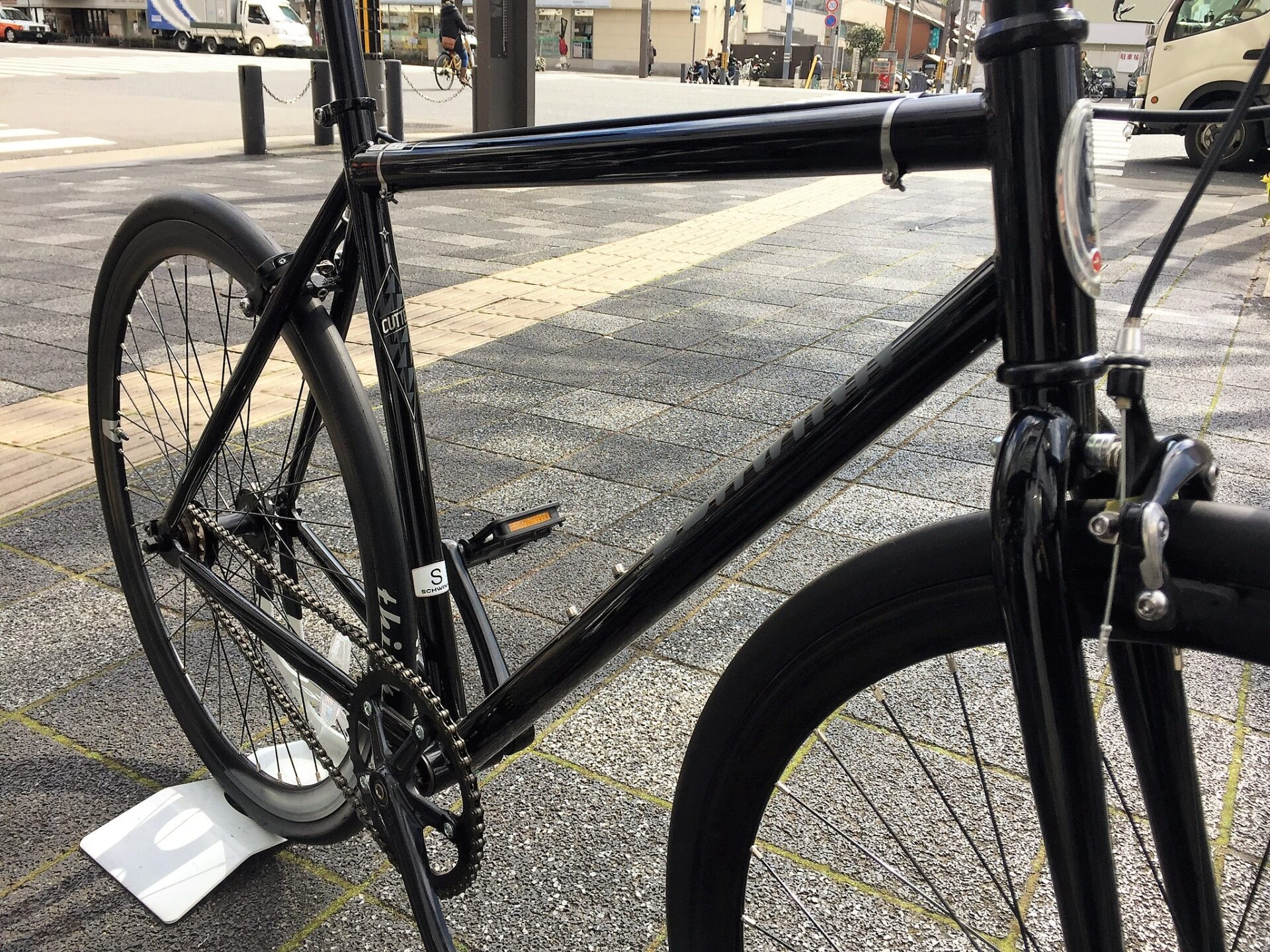 シンプルイズベスト！スマートに街を走るシングルスピード schwinn