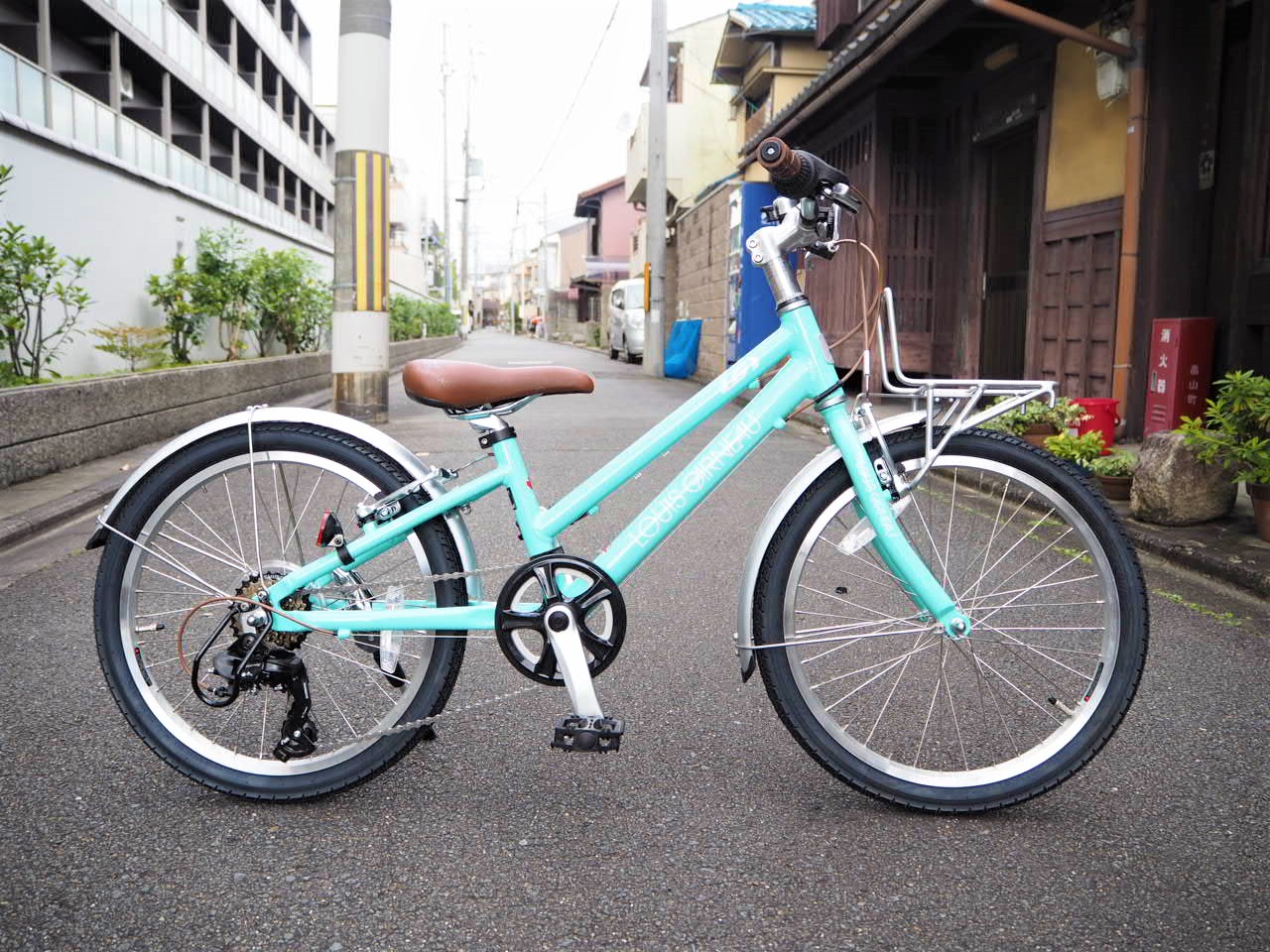 初めてスポーツタイプの自転車に乗られるお子様にオススメ！LOUIS