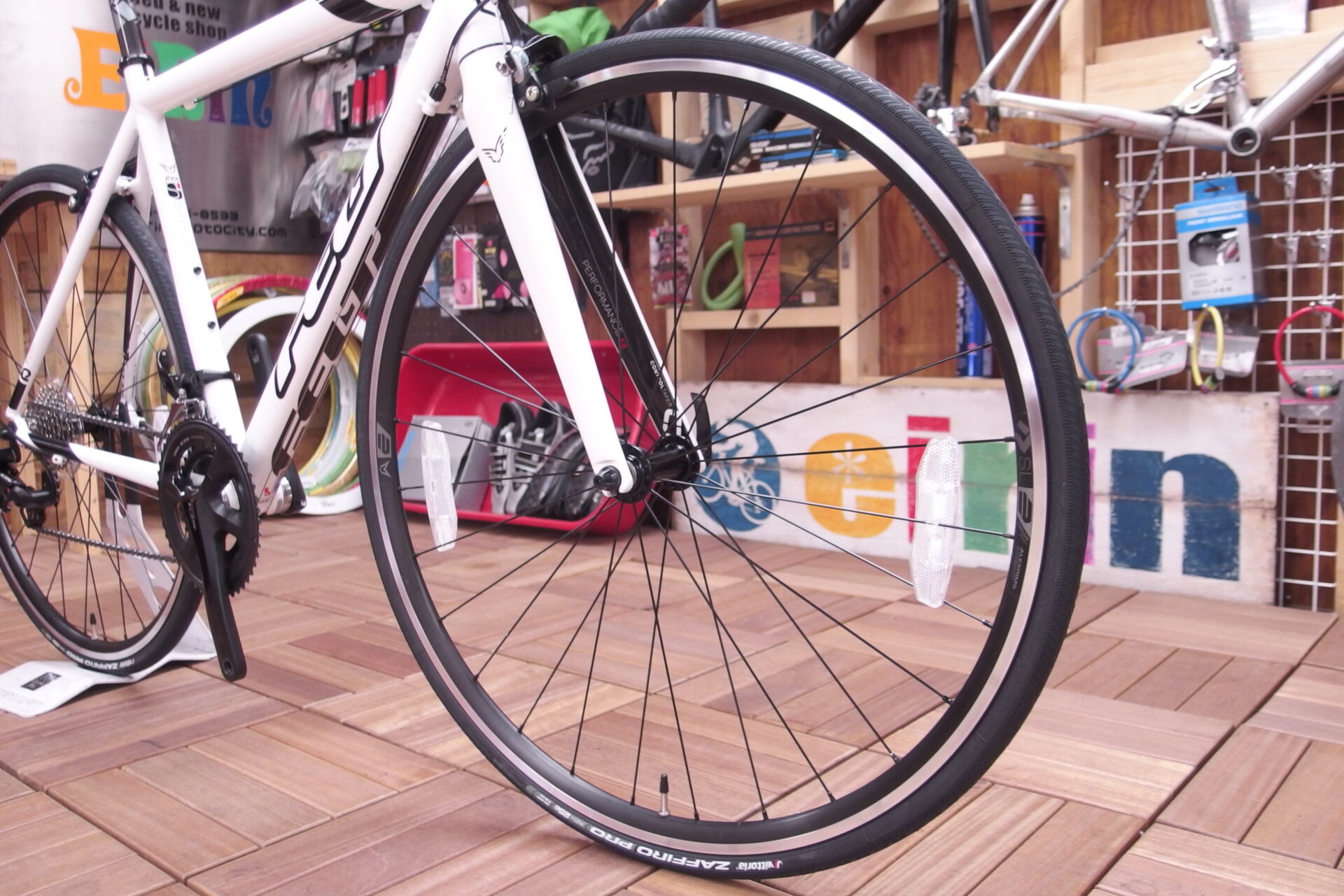 質実剛健なドイツのメーカーが作るオールラウンダーなロードバイク