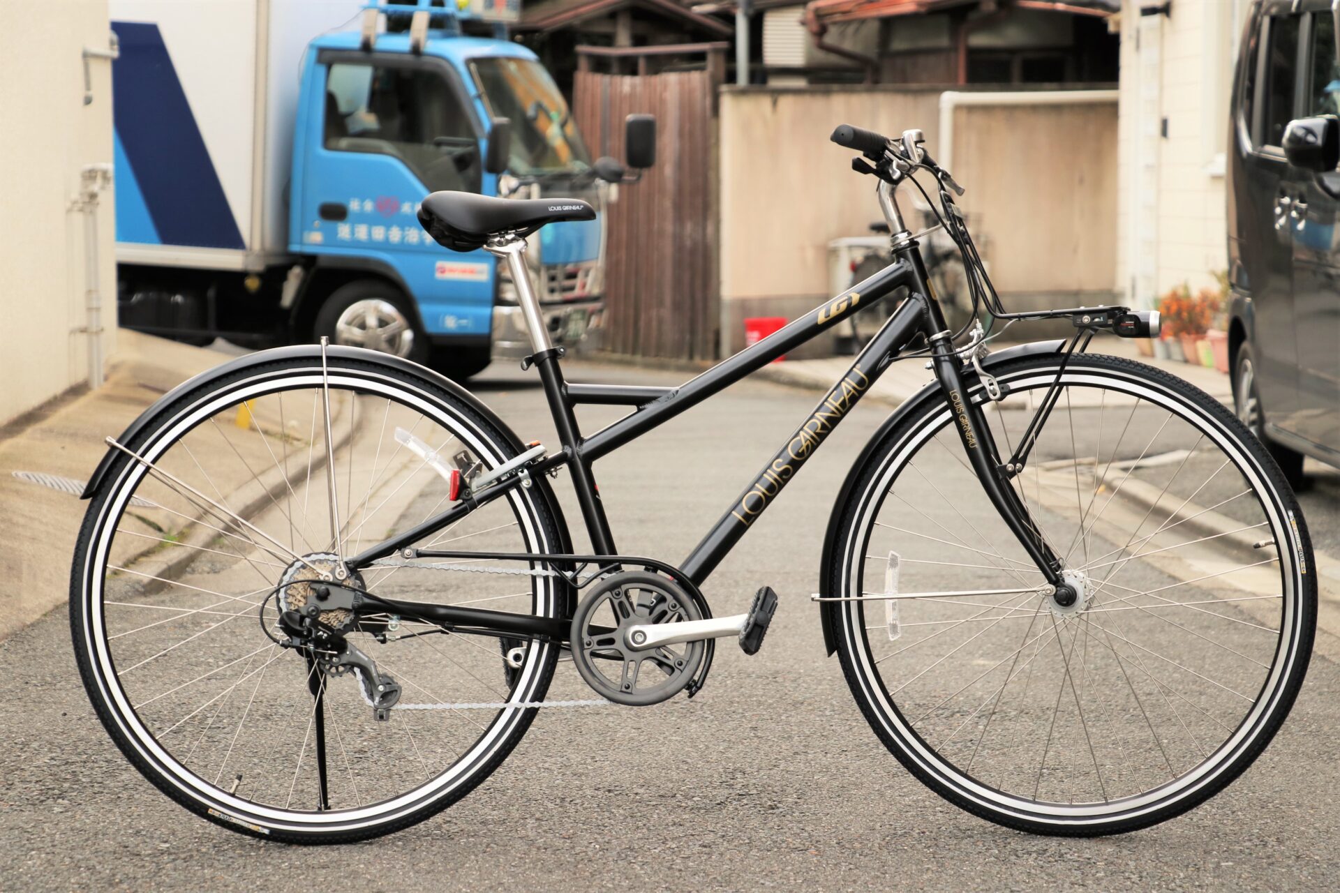 入荷しました】通学仕様、クロスバイクとシティサイクルの丁度間の使い