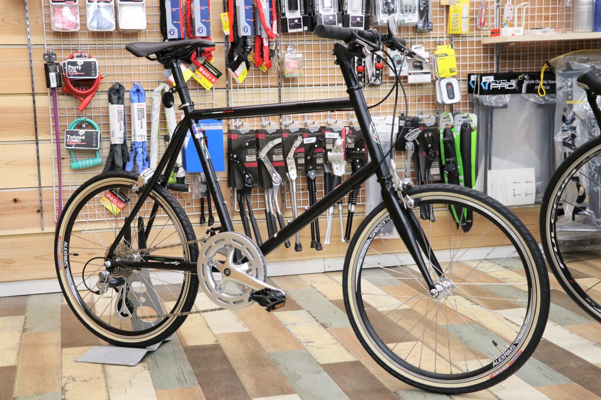 残り僅か！】2018.GIOS生産台数限定カラーマットブラックのMIGNON