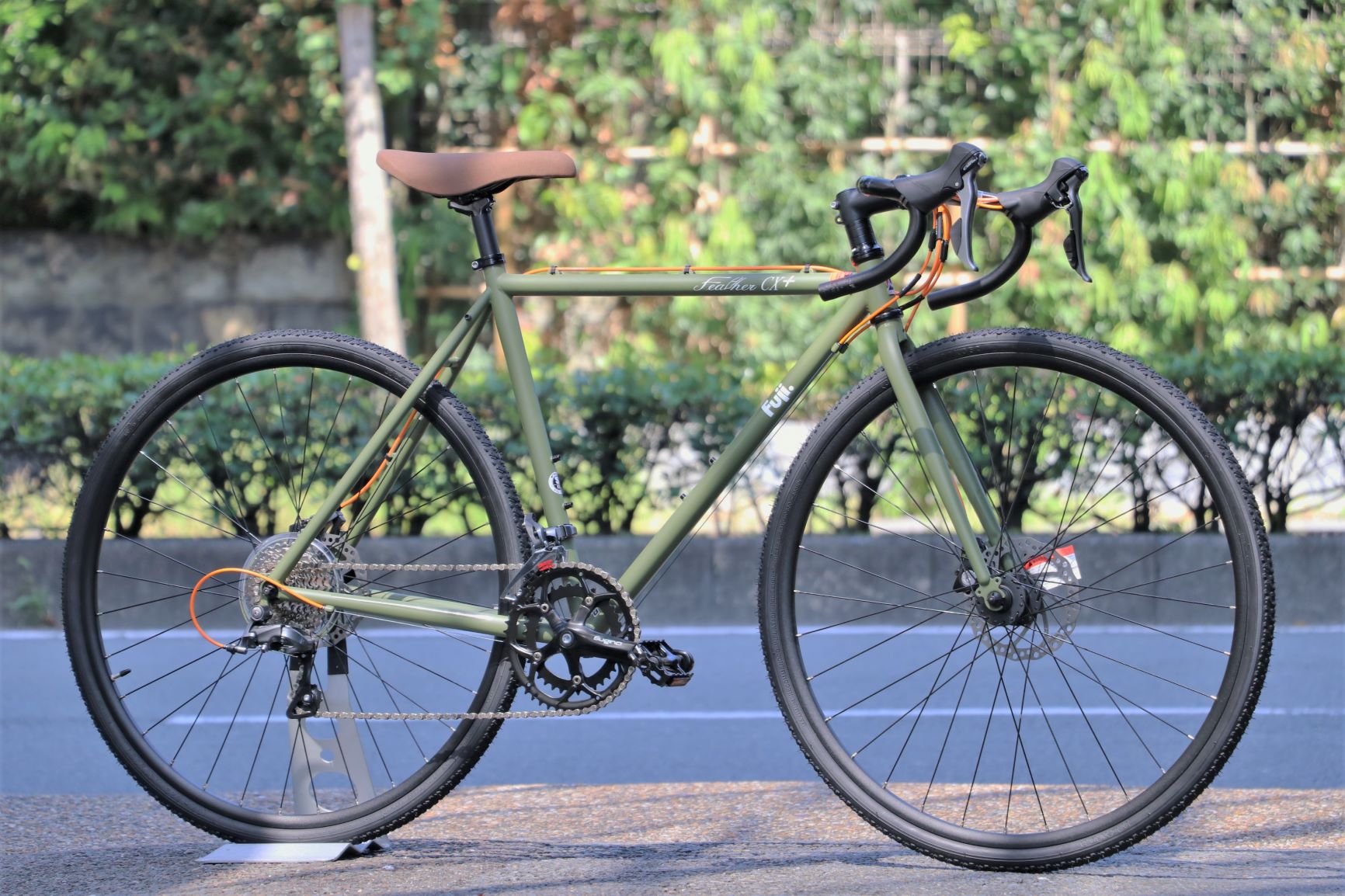 長く愛し続けれらるクロモリシクロクロス「2020年モデル FUJI FEATHER