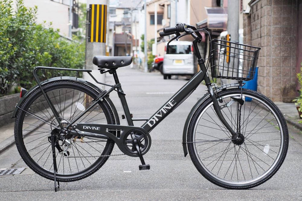 中古車入荷情報！】ノーパンクタイヤ採用モデル の中古アウトレット車